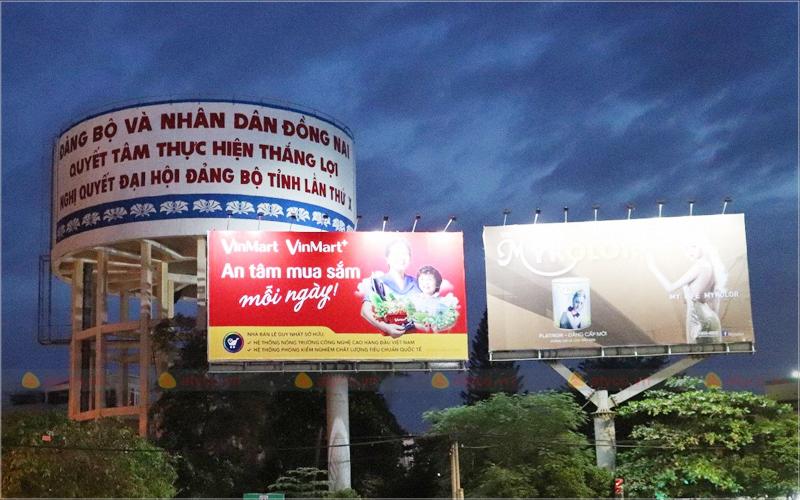 thi công bảng hiệu hiflex